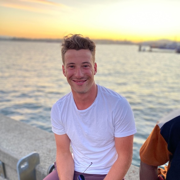 Meet your Posher, Sam - Picture 1 of 1